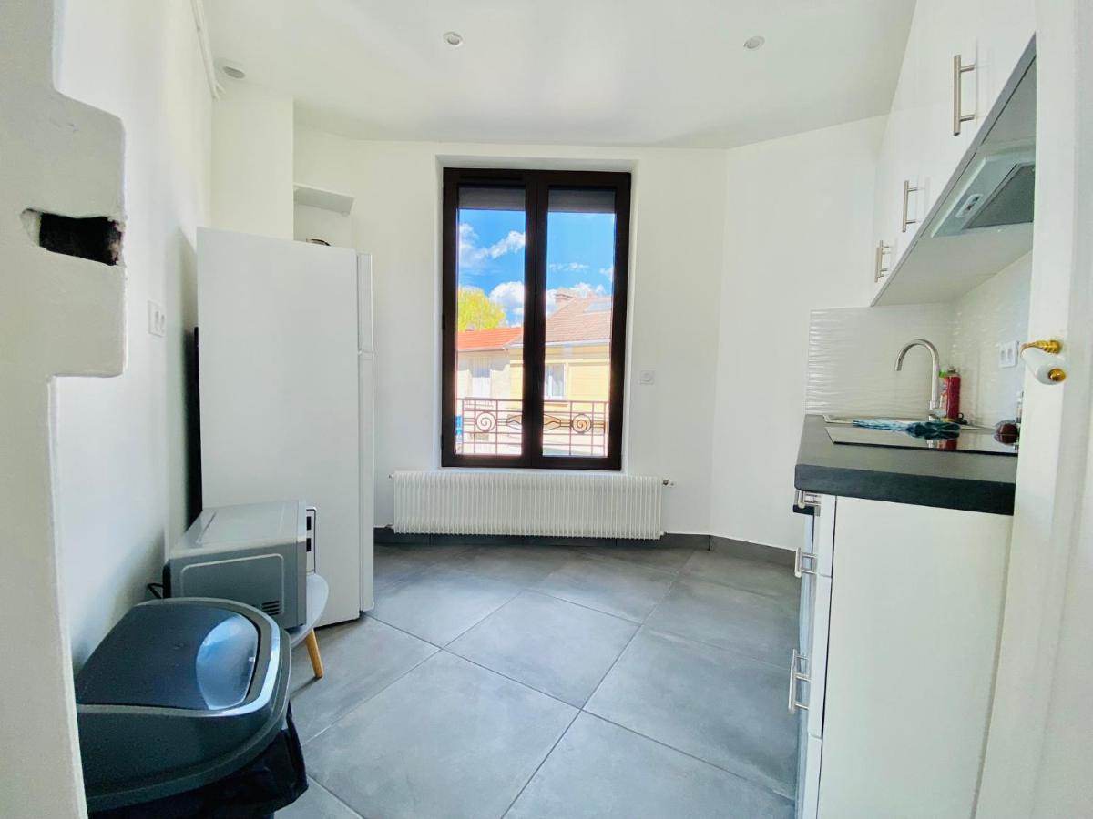 Cozy Appart'3 - Centre Ville & Proche Gare - Cozy Houses Massy (Essonne) Exterior foto